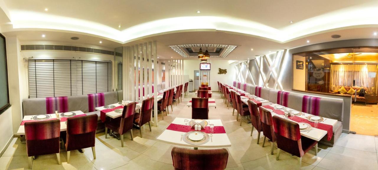 Secundurabad Hotel Annapoorna Residency מראה חיצוני תמונה
