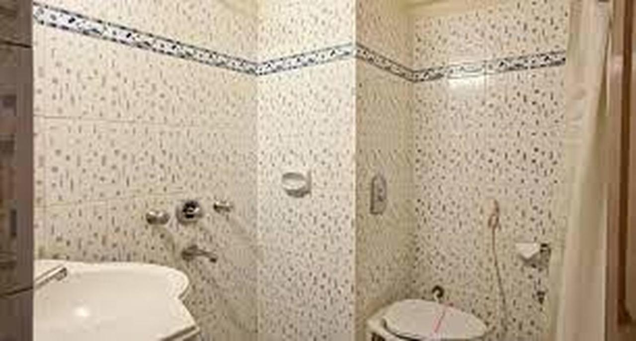 Secundurabad Hotel Annapoorna Residency מראה חיצוני תמונה