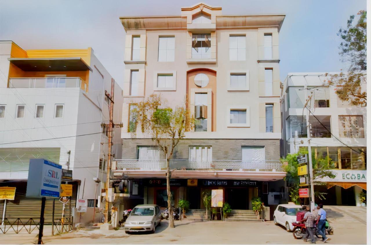 Secundurabad Hotel Annapoorna Residency מראה חיצוני תמונה