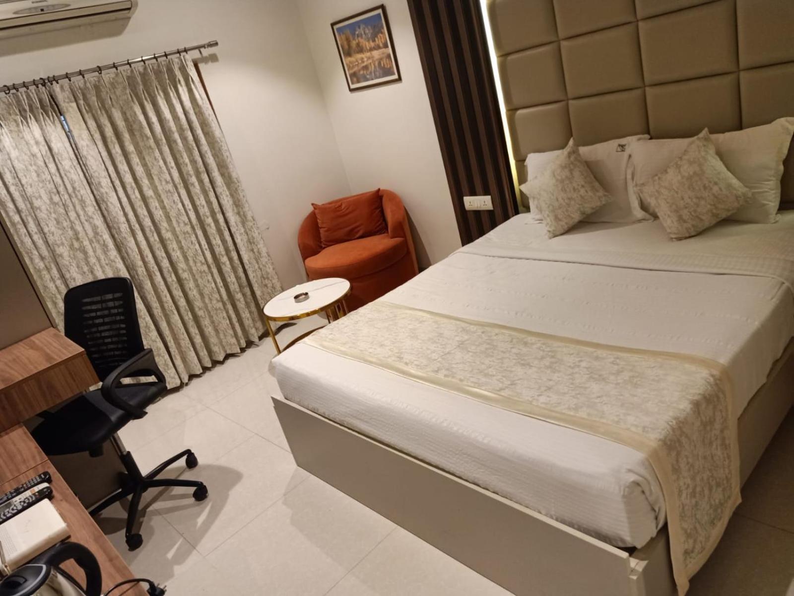 Secundurabad Hotel Annapoorna Residency מראה חיצוני תמונה