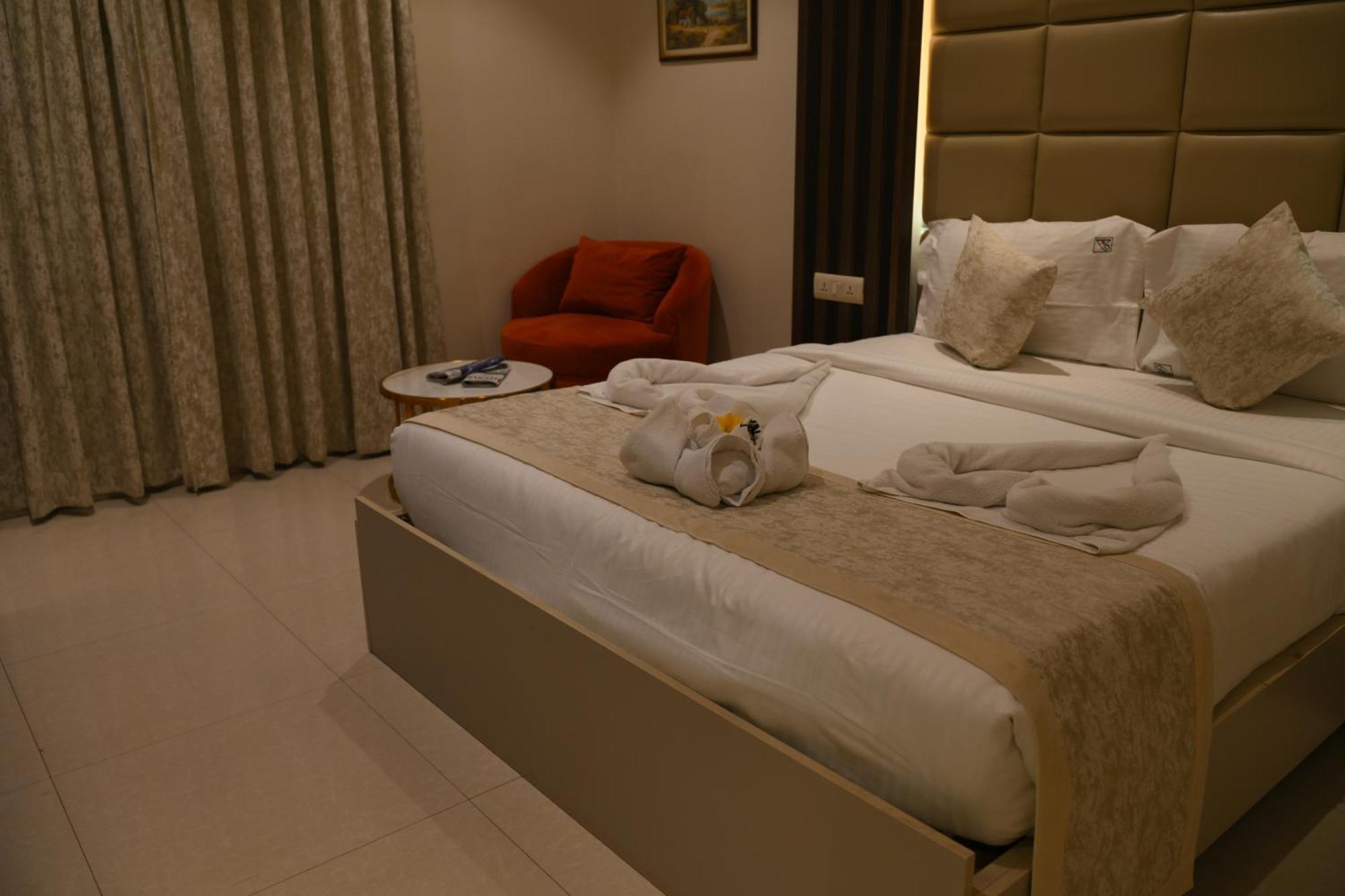 Secundurabad Hotel Annapoorna Residency מראה חיצוני תמונה