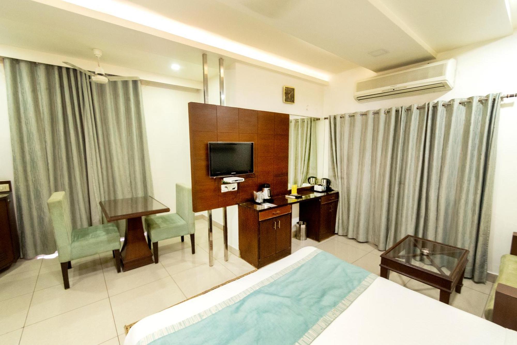 Secundurabad Hotel Annapoorna Residency מראה חיצוני תמונה