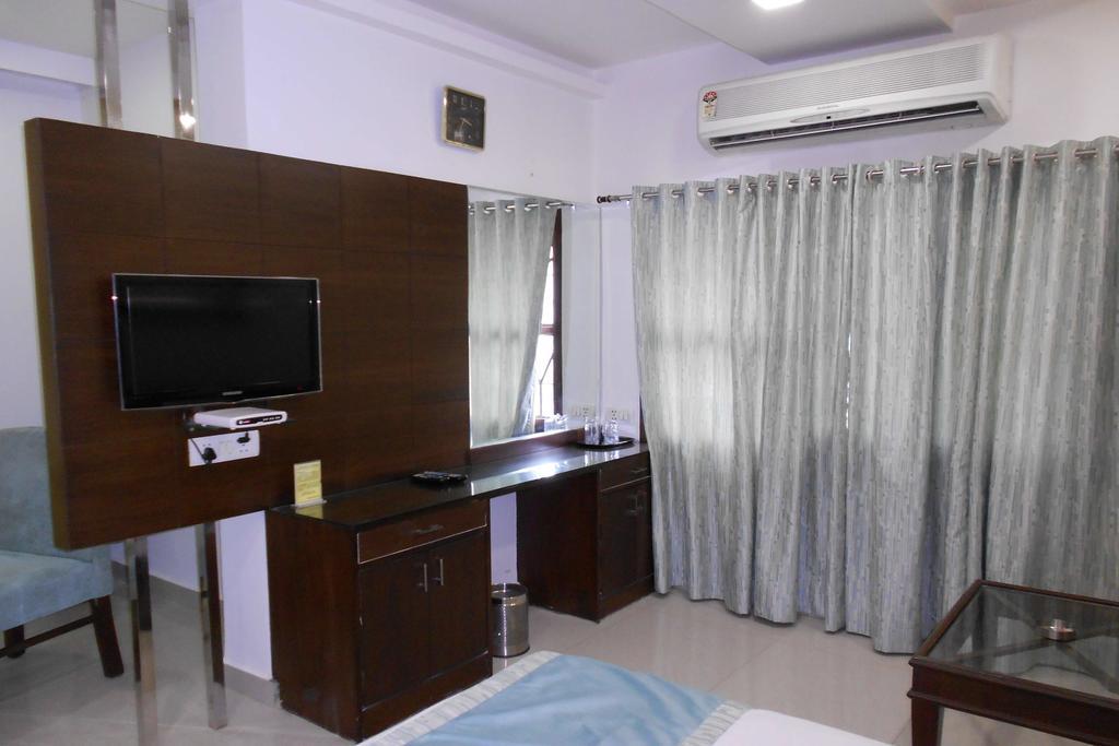 Secundurabad Hotel Annapoorna Residency מראה חיצוני תמונה