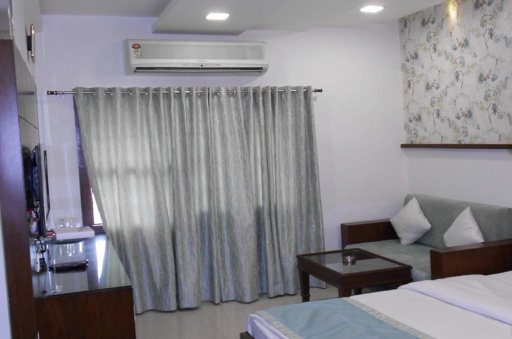 Secundurabad Hotel Annapoorna Residency מראה חיצוני תמונה