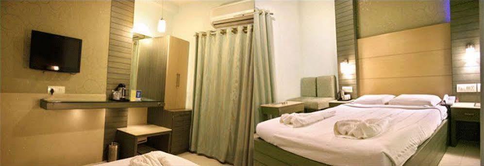 Secundurabad Hotel Annapoorna Residency מראה חיצוני תמונה